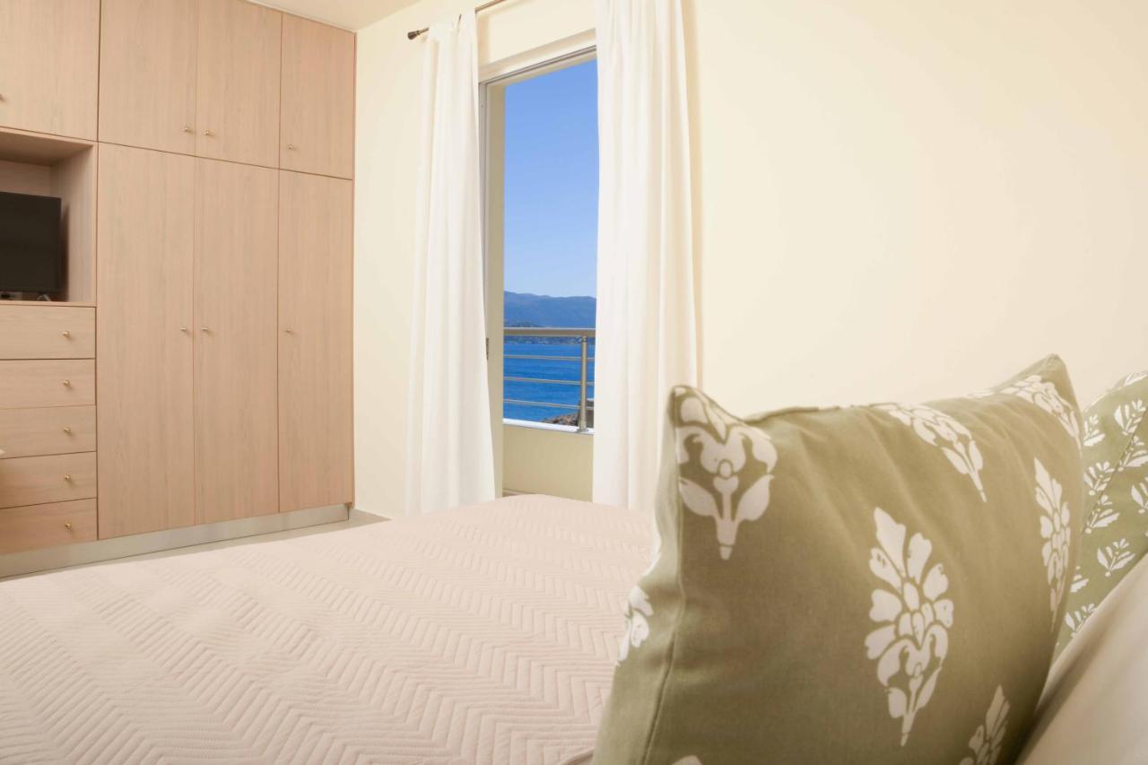 Oikies Luxury Apartments With Private Free Parking Area Agios Nikolaos Buitenkant foto