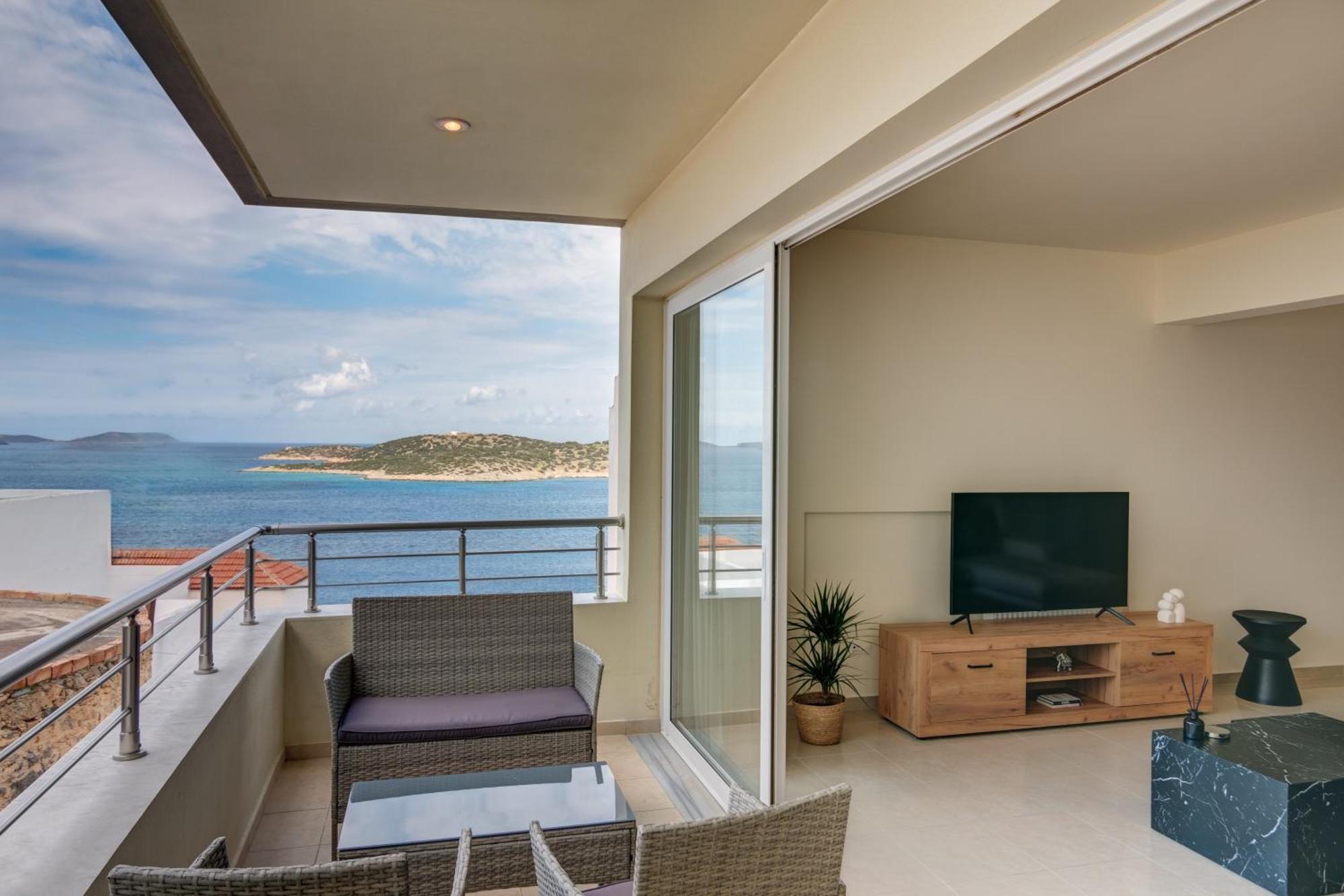Oikies Luxury Apartments With Private Free Parking Area Agios Nikolaos Buitenkant foto
