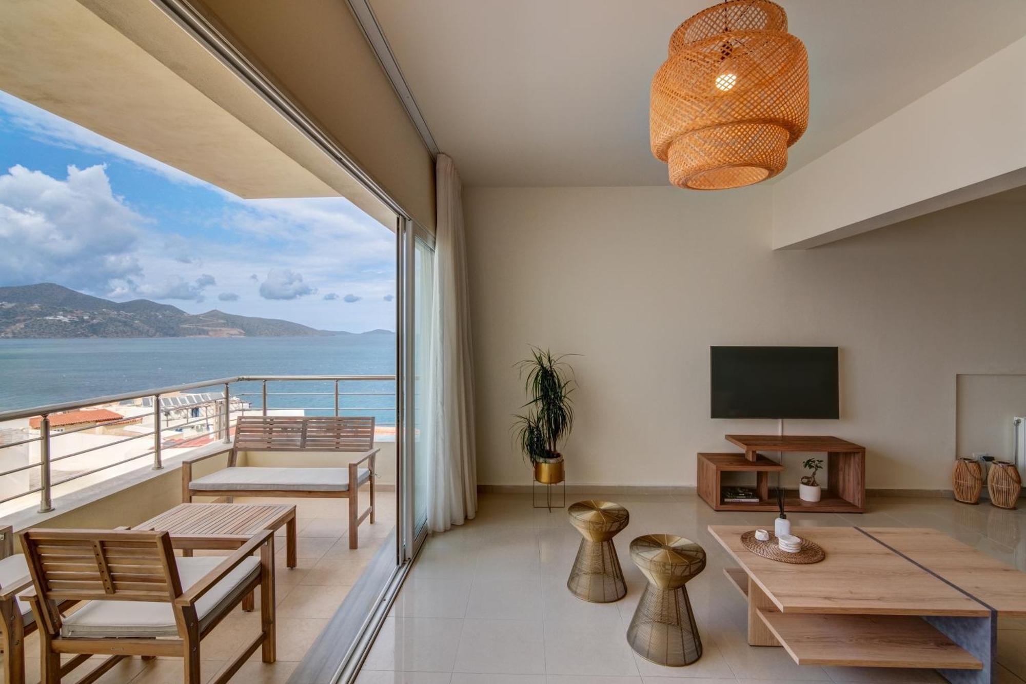 Oikies Luxury Apartments With Private Free Parking Area Agios Nikolaos Buitenkant foto